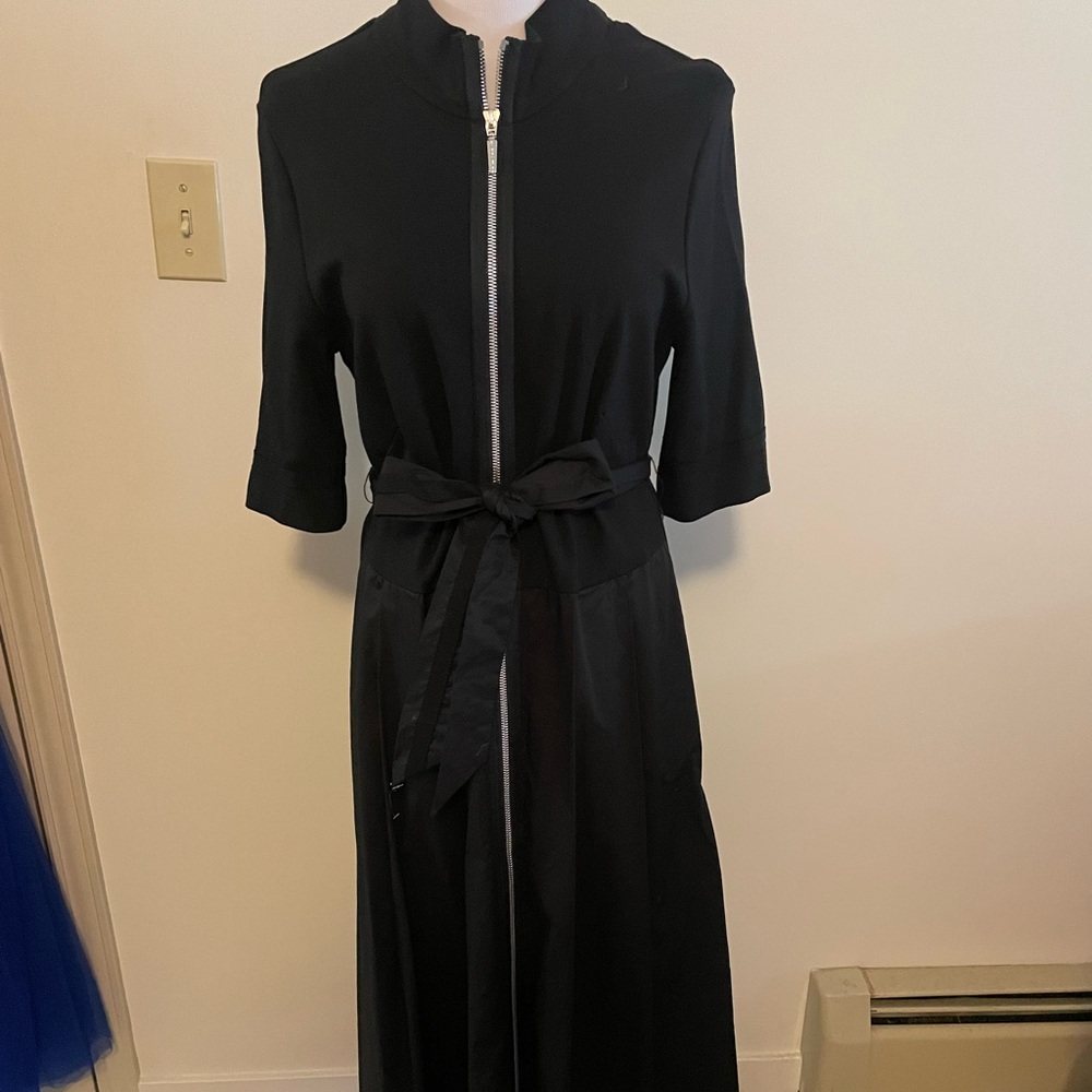 AIRFIELD Black Midi Sheath Dress with Mock Neck and 3/4 Sleeves